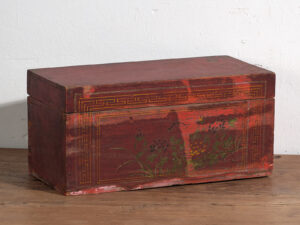 Cofre pequeño antiguo con motivos florales (c.1900) #19