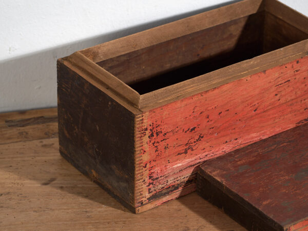 Cofre rojo antiguo (c.1900) #28