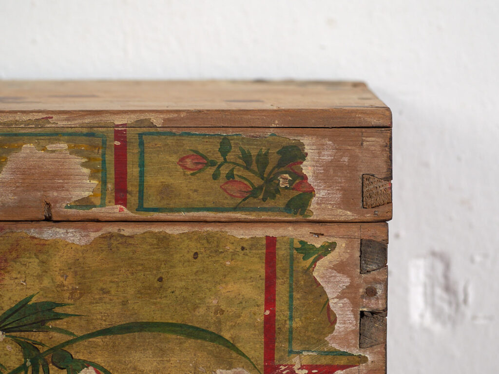 Pequeña caja antigua oriental con detalles florales (c.1900) #32