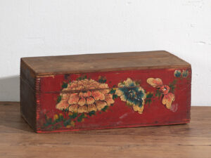 Estuche rojo antiguo con motivos florales (c.1900) #34
