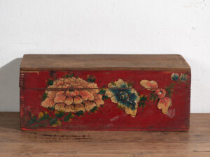 Estuche rojo antiguo con motivos florales (c.1900) #34