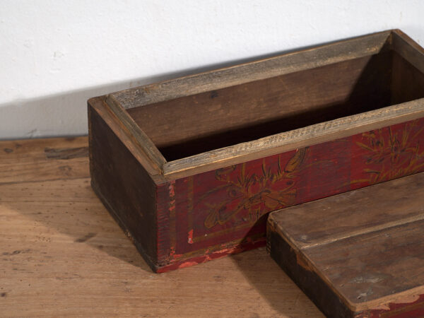 Cofre rojo antiguo (c.1900) #40