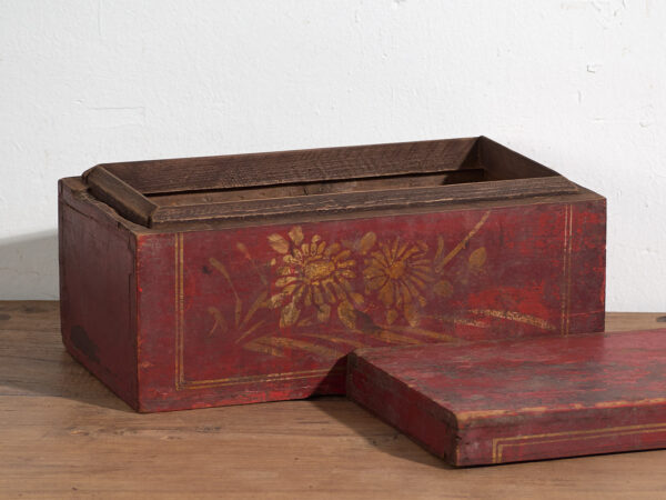 Pequeño cofre antiguo de color rojo granate (c.1900) #43
