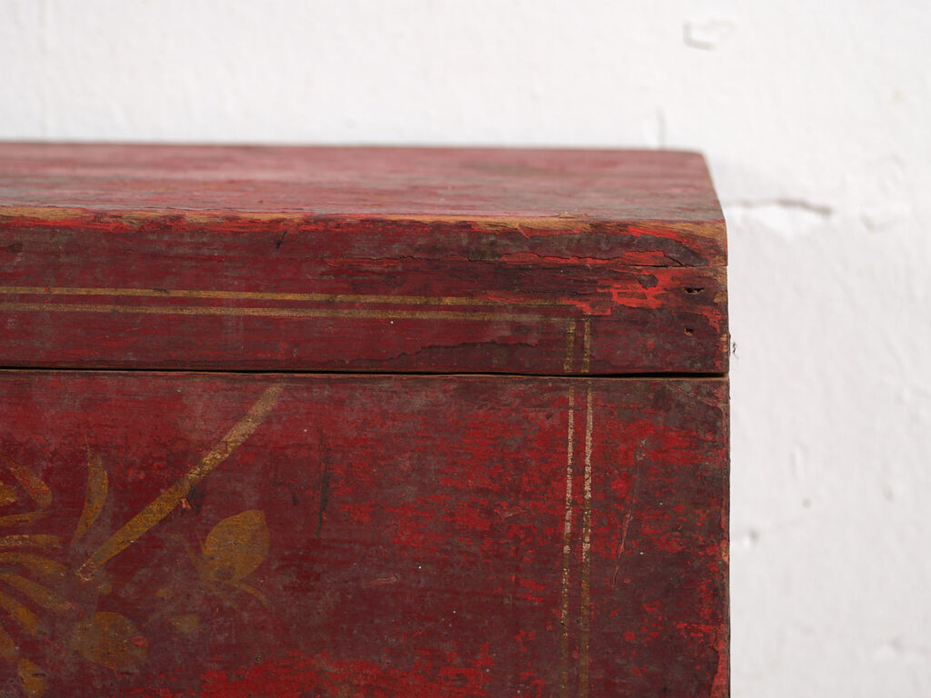 Small antique garnet red case (c.1900) #43