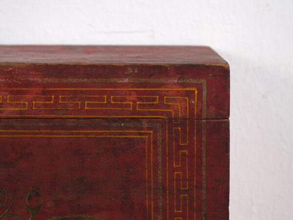 Antique red box with floral motifs (c.1900) #9