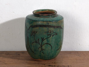 Antique Asian vase with floral details (c.1820) #14