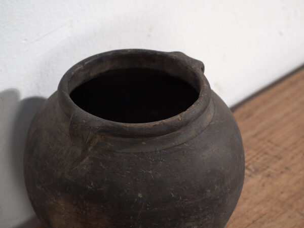 Pequeño jarrón asiático antiguo (c.1900) #13