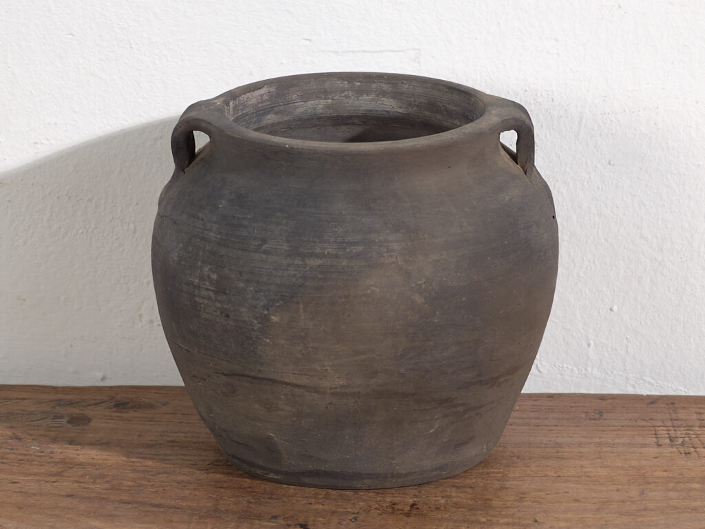 Pequeña vasija antigua (c.1900) #14