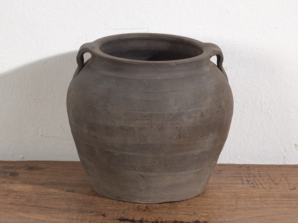 Pequeño jarrón antiguo de color gris (c.1900) #16