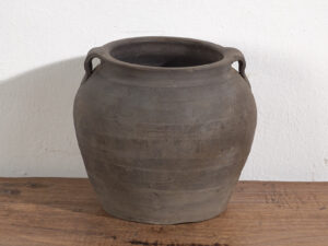 Pequeño jarrón antiguo de color gris (c.1900) #16