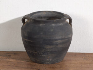 Antigua vasija de tonos oscuros (c.1900) #6