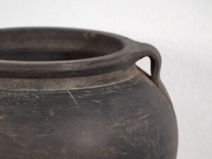 Pequeña vasija asiática antigua (c.1900) #12