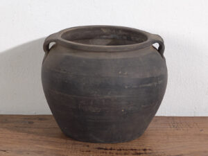 Pequeño jarrón antiguo con asas (c.1900) #16