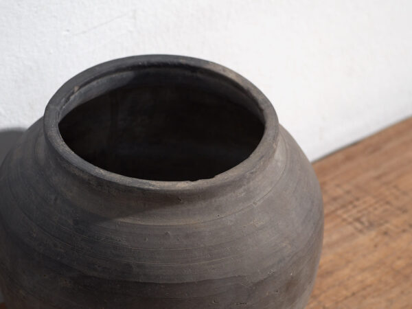 Pequeño jarrón gris antiguo (c.1900) #1