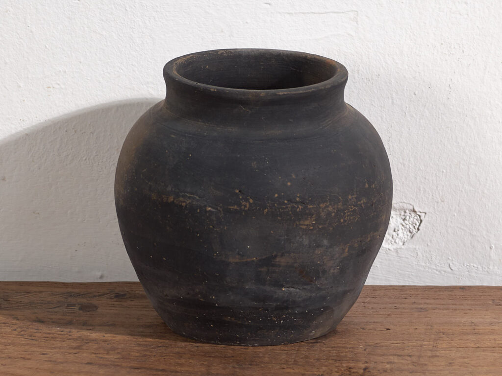 Pequeño jarrón antiguo de cerámica (c.1900) #13