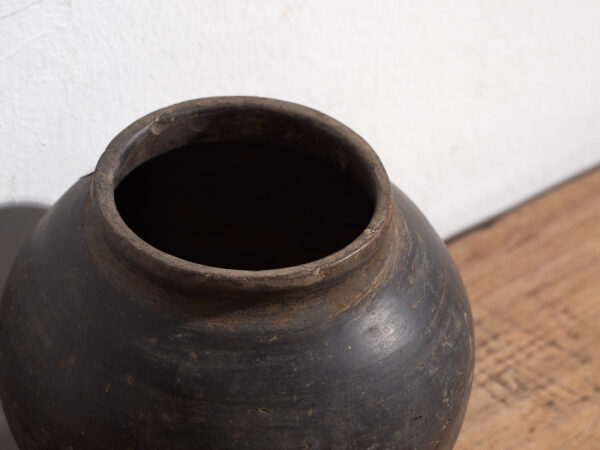 Jarrón pequeño antiguo de tonos oscuros (c.1900) #16