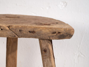 Taburete antiguo en forma de media luna (c.1900) #2