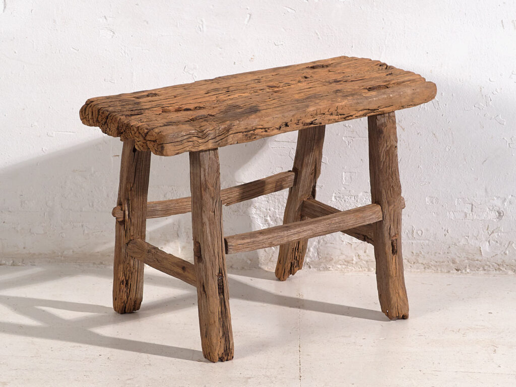 Mesa baja de salón antigua (c.1900) #1