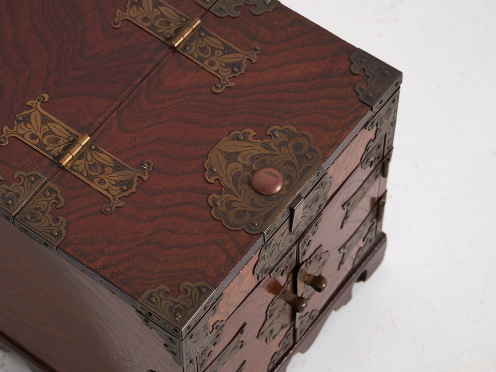 Kyōdai-bako japonés antiguo en madera de keyaki con espejo, periodo Meiji/Taishō (c. 1890–1925) #27