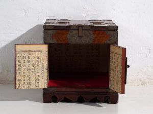 Kyōdai-bako japonés antiguo en madera de keyaki con espejo, periodo Meiji/Taishō (c. 1890–1925) #27