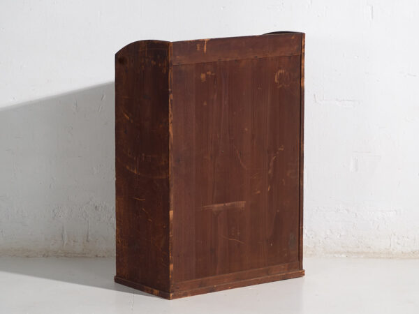 Mueble auxiliar japonés kodansu con puertas acristaladas, periodo Taishō–Showa temprano (c. 1915–1940) #30