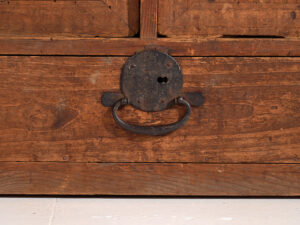 Mueble japonés antiguo mizuya ko-dansu en cedro, periodo Meiji–Taishō (c. 1890–1925) #39