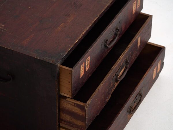 Cajón japonés antiguo ko-dansu en madera de cedro, periodo Meiji (ca. 1870–1900) #48