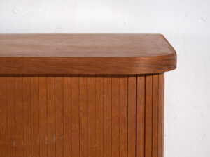 Aparador bajo mid-century con marca de St. Pölten, Austria (c. 1950–1970)