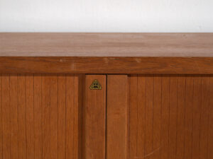 Aparador bajo mid-century con marca de St. Pölten, Austria (c. 1950–1970)