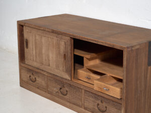 Armario bajo con puertas correderas antiguo - Periodo Taishō / Showa (c.1920-1970) #9