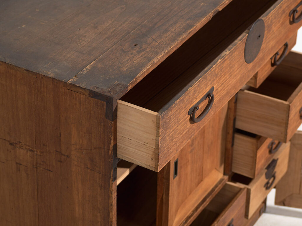 Antigua cómoda de almacenaje - Periodo Meiji / Taishō (c.1868-1926) #98