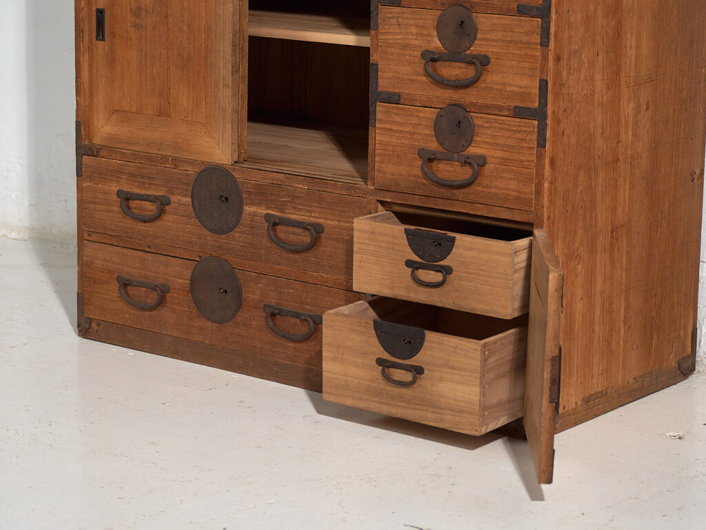 Antigua cómoda de almacenaje - Periodo Meiji / Taishō (c.1868-1926) #98