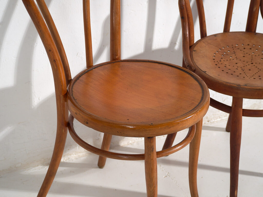 Antiguas sillas Thonet (c.1920). Conjunto de 2 piezas #7