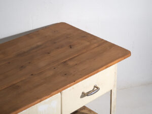 Mesa de trabajo industrial con cajones (c.1940) #75