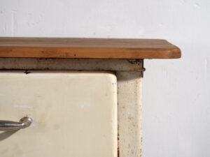 Mesa de trabajo industrial con cajones (c.1940) #75