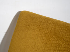 Conjunto de dos butacas y puff - Mid-century  (c.1950)