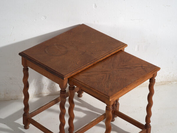 Tables gigognes suédoises en chêne (c.1900) #128