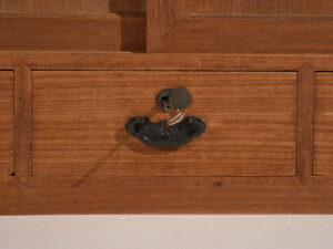 Mueble bajo antiguo con puertas correderas – Periodo Taishō / Showa (c.1920-1970) #12