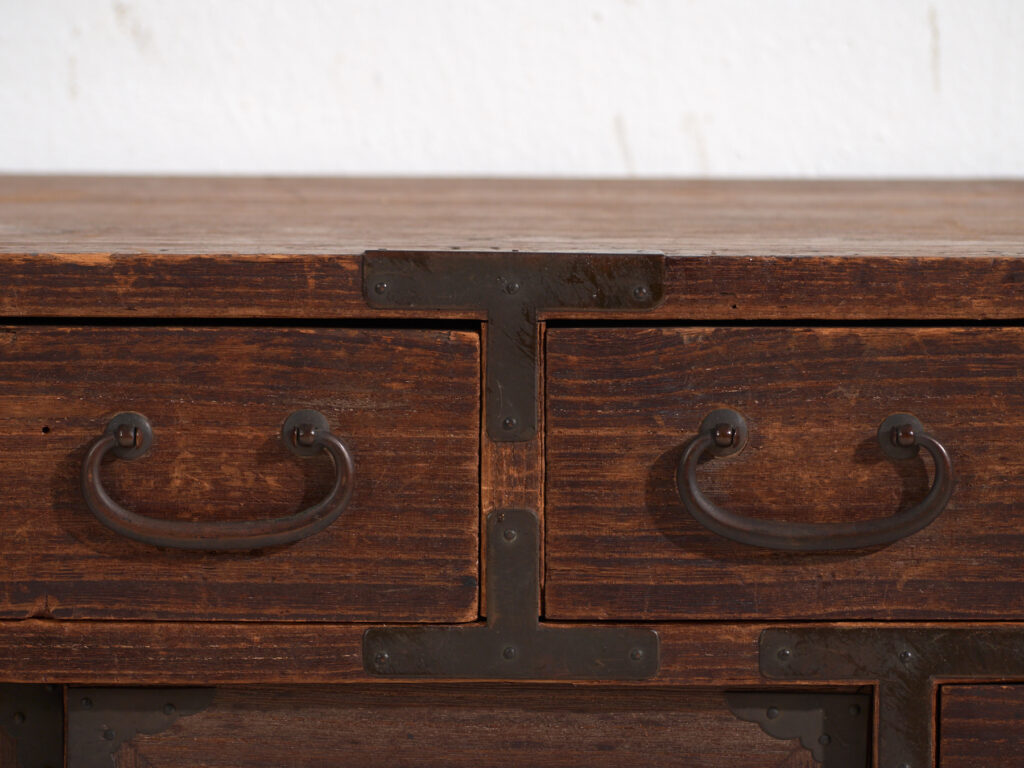 Pequeño tansu japonés antiguo – Periodo Meiji / Taishō (c.1890-1926) #26