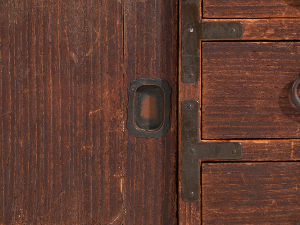 Pequeño tansu japonés antiguo – Periodo Meiji / Taishō (c.1890-1926) #26