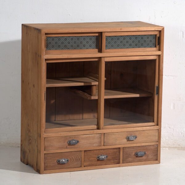 Mueble de té japonés antiguo (Cha Tansu) en cedro - Periodo Taishō–Showa (1912–1945)