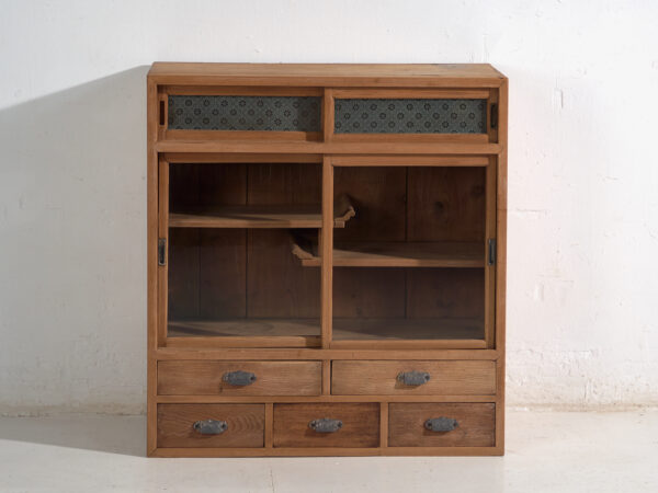 Mueble de té japonés antiguo (Cha Tansu) en cedro - Periodo Taishō–Showa (1912–1945)