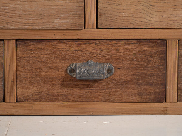 Mueble de té japonés antiguo (Cha Tansu) en cedro - Periodo Taishō–Showa (1912–1945)