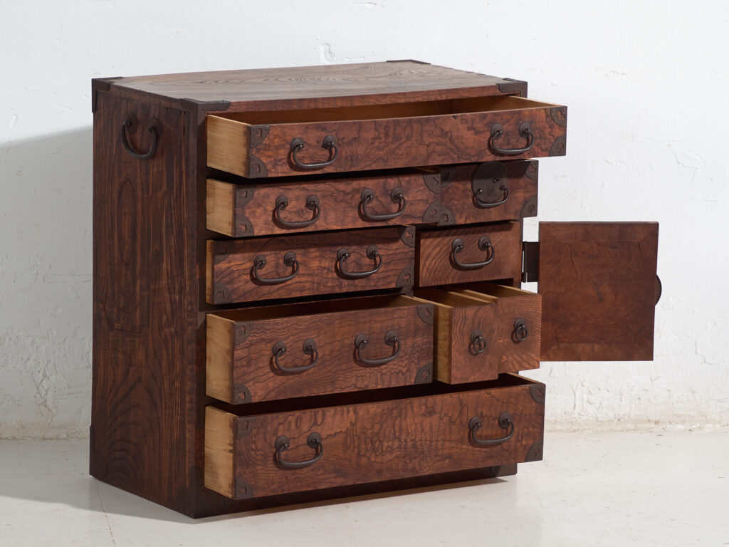 Cómoda Tansu antigua – Periodo Meiji /  Taishō (c.1868-1926) #34