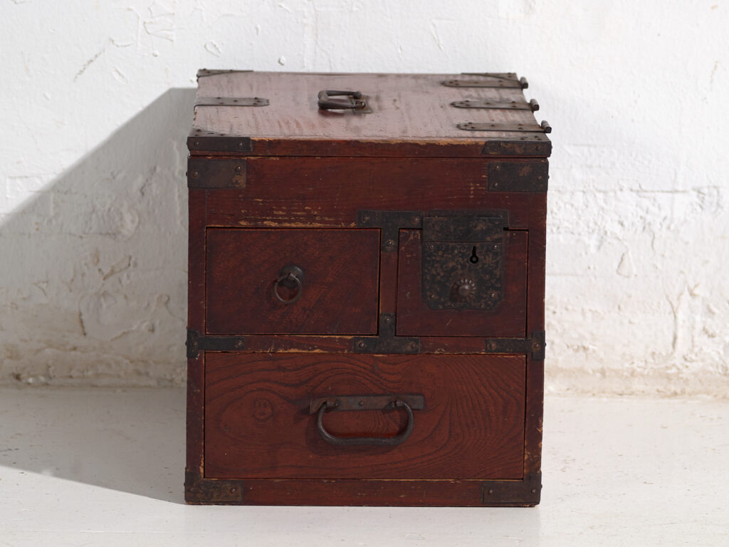 Pequeño cofre kodansu japonés antiguo - Periodo Meiji / Taishō (c.1868-1926) #35