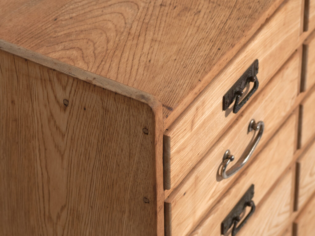 Mueble Japonés Antiguo de Cajones (Hikidashi-Dansu) – Periodo Taishō / Showa – Japón c.1920-1940