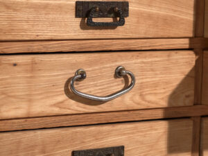 Mueble Japonés Antiguo de Cajones (Hikidashi-Dansu) – Periodo Taishō / Showa – Japón c.1920-1940