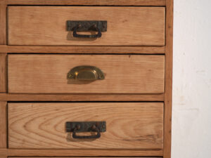 Mueble Japonés Antiguo de Cajones (Hikidashi-Dansu) – Periodo Taishō / Showa – Japón c.1920-1940