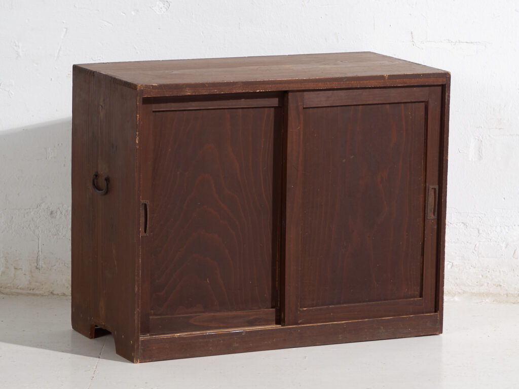 Armario Japonés Antiguo con Puertas Correderas – Periodo Showa (c.1926-1945) #47