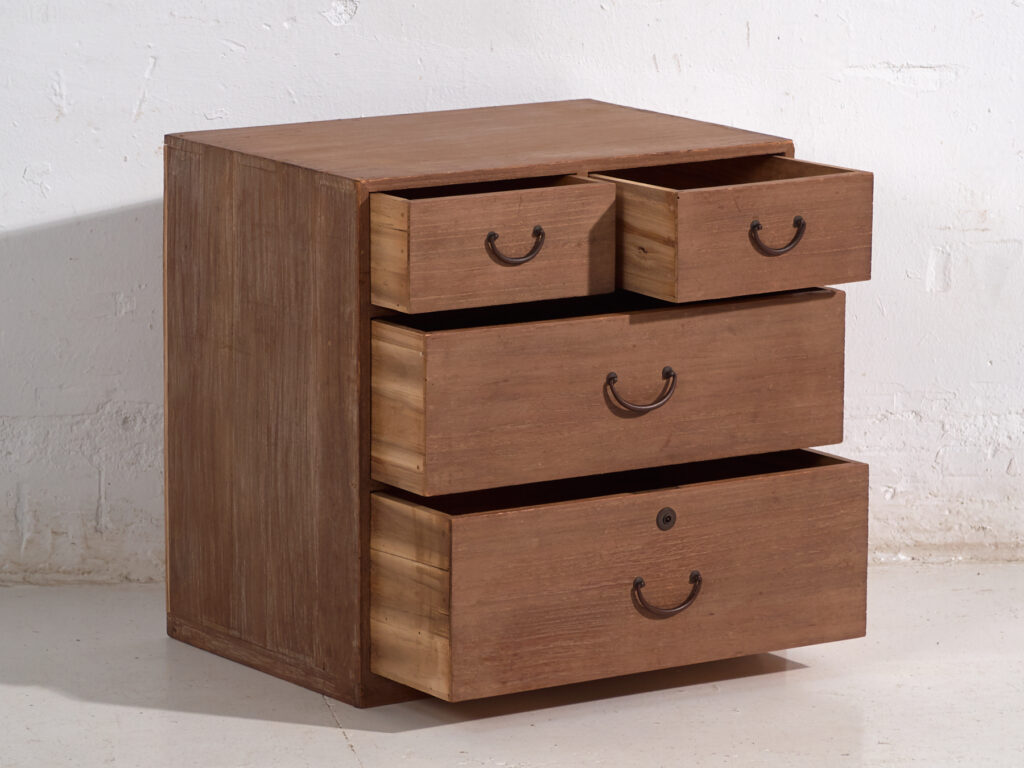 Cómoda Japonesa de Paulownia – Ko-Dansu – Periodo Showa (c.1950-1970) #66